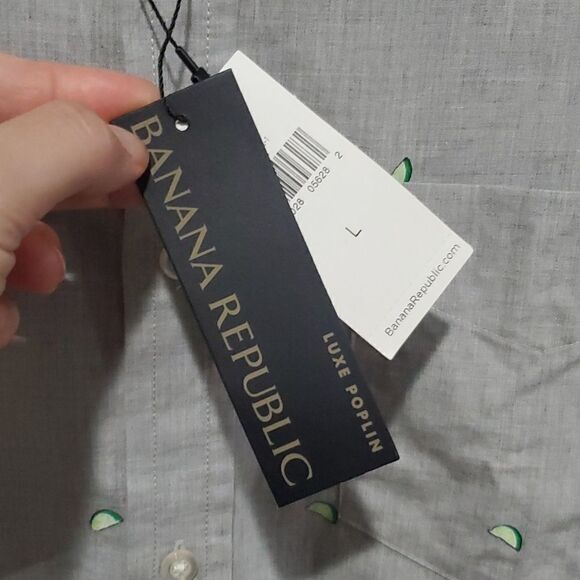 Banana Republic Luxe Poplin Button Down Shirt with Lime Wedge Pattern Size L - Picture 8 of 11